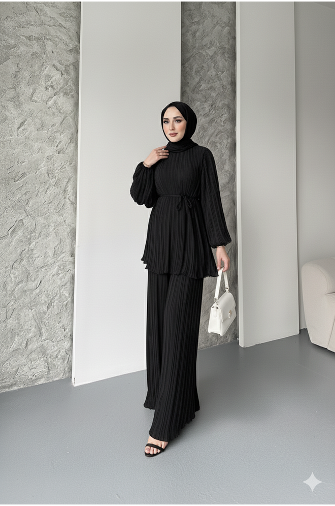 Tuana Piliseli Takım - Siyah