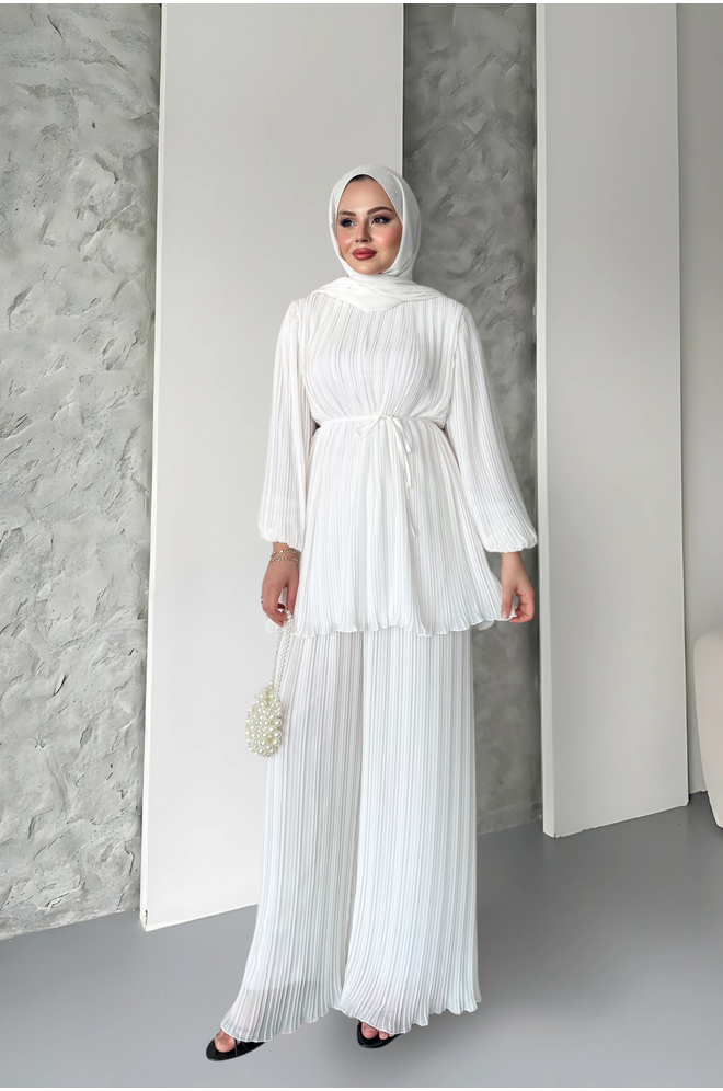 Tuana Piliseli Takım - Beyaz