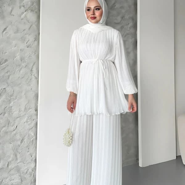 Tuana Piliseli Takım - Beyaz